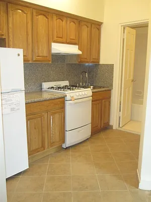 Rented by City Connections Realty | media 28