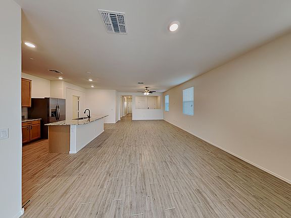 4th image of 36646 W San Sisto Ave