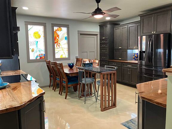 5th image of 14290 Highland Way