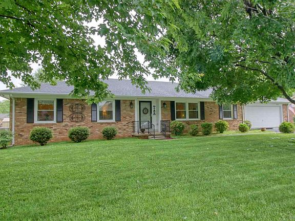 4th image of 1622 Vosswood Way
