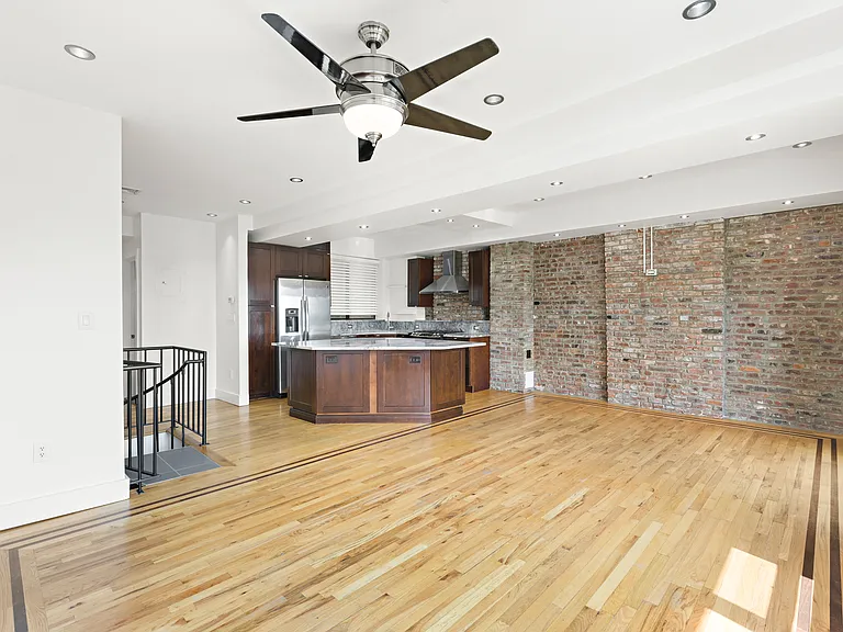102 Ogden Ave #103 — Photo 14