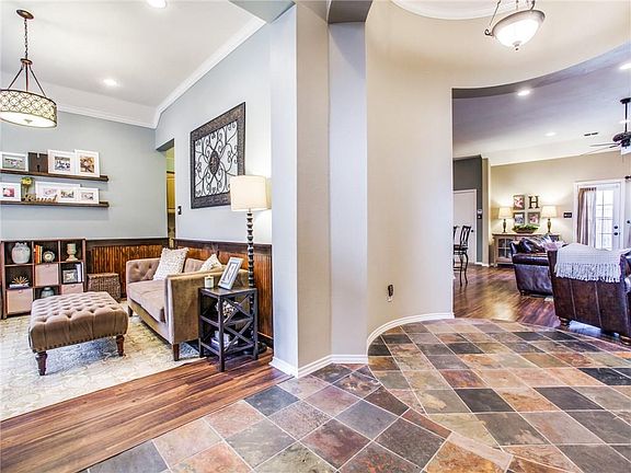 5th image of 1680 Sagebrush Dr