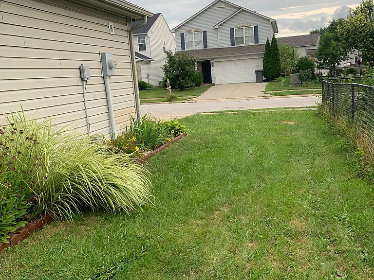 4639 Whitham Ln — Photo 9