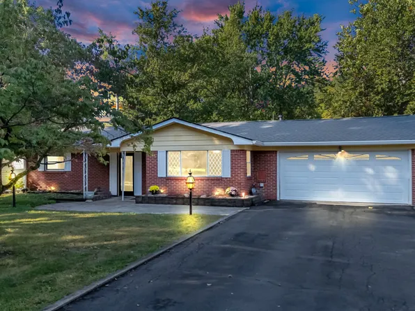 9809 W Sunset Ln, Elwood, IN 46036