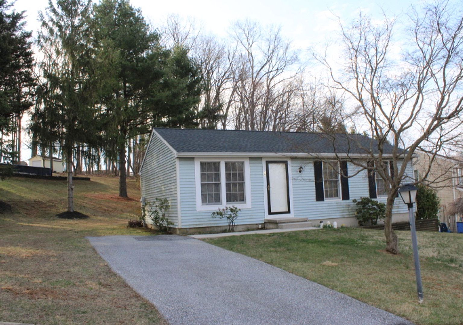 20 Cedar Ln, Stewartstown, PA 17363 | Zillow