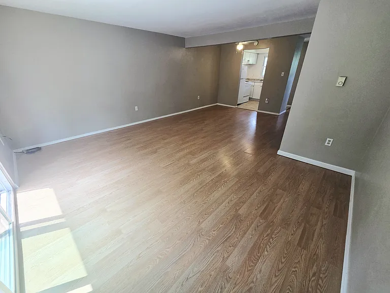 578 Caddy Dr — Photo 11