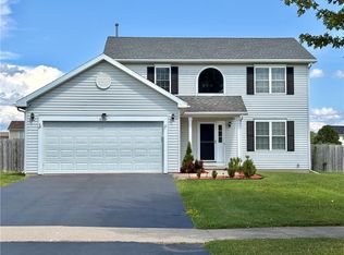 12 Tynedale Way, North Chili, NY 14514