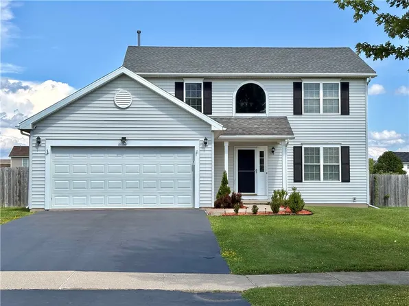 12 Tynedale Way, North Chili, NY 14514