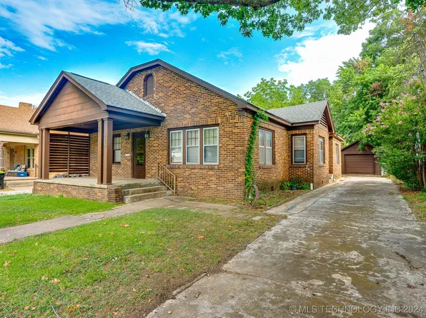 818 E 17th St, Ada, OK 74820