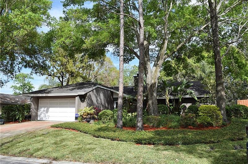 1st image of 150 Holderness Dr