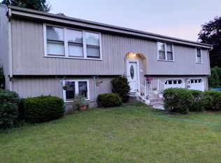 46 Stonehenge Dr, Windsor, CT 06095