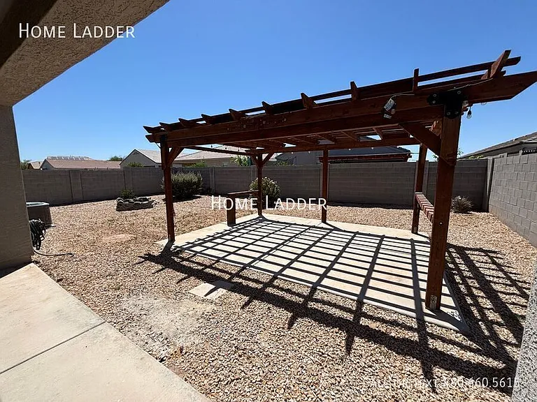 10453 E Cliffrose Ln — Photo 29