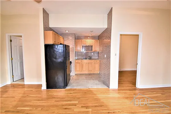 Rented by Ideal Properties Group | media 11