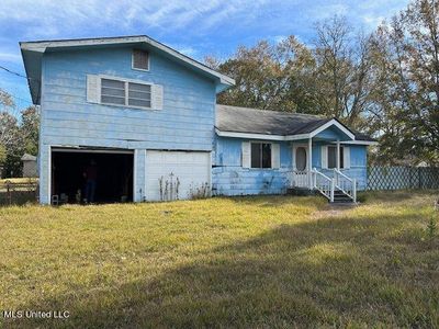 4512 2nd St, Moss Point, MS, 39563