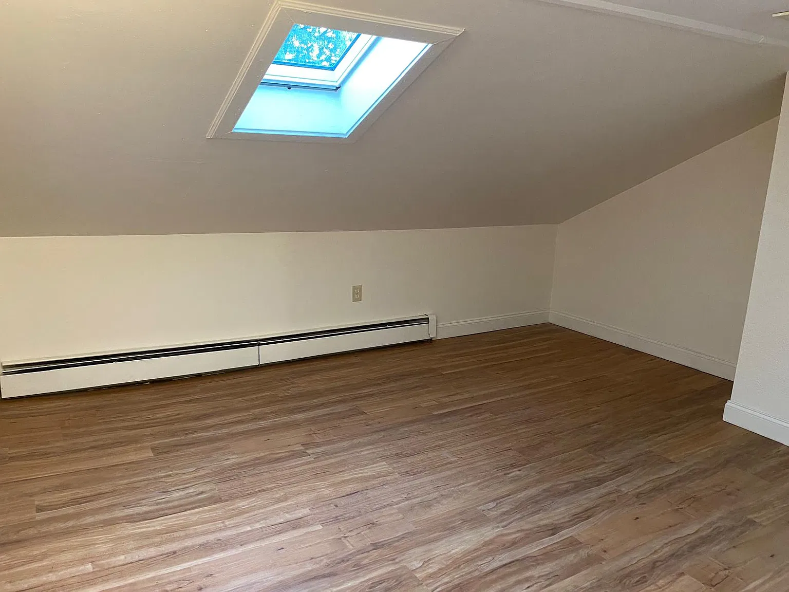 1 bed, 500 sqft, $1,700 — Photo 3