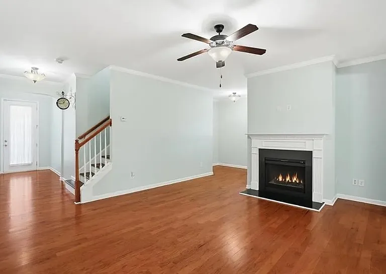 2375 Bellyard Dr — Photo 16
