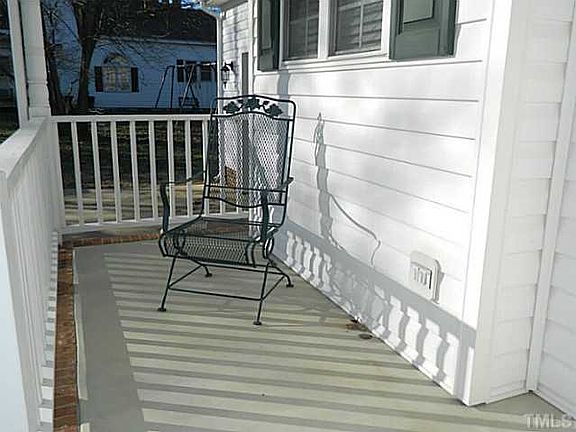 3rd image of 3572 E Garner Rd