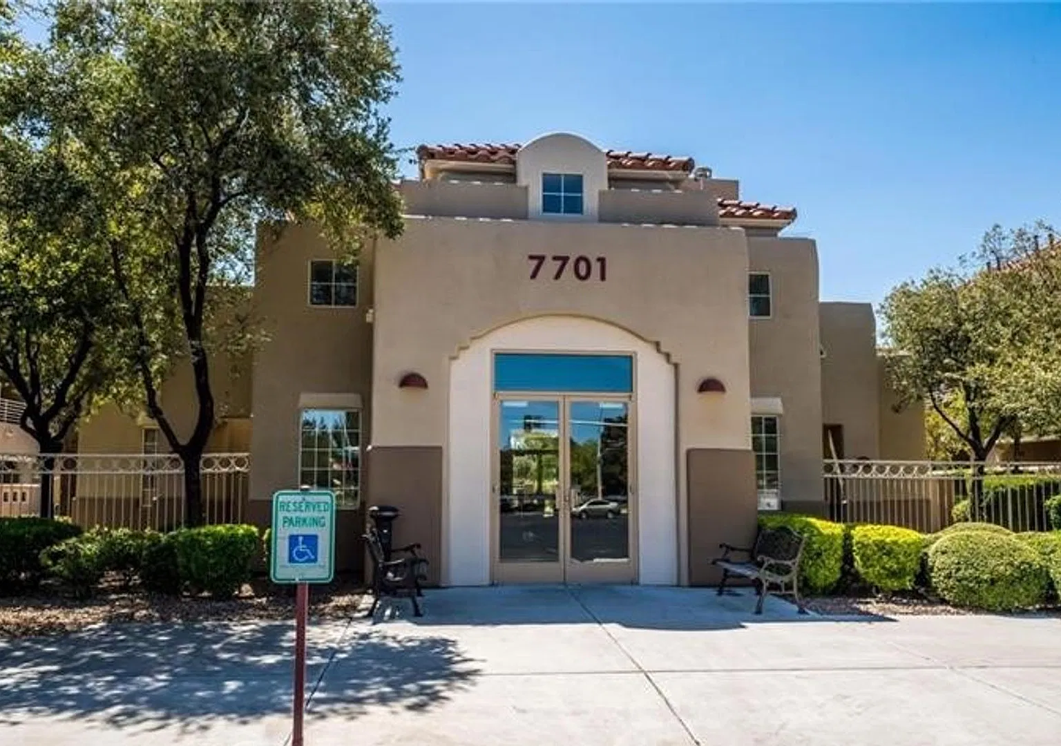 2 bedroom condo - Summerlin — Photo 3