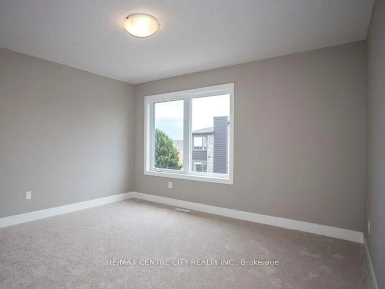 2070 Meadowgate Blvd #37 — Photo 15