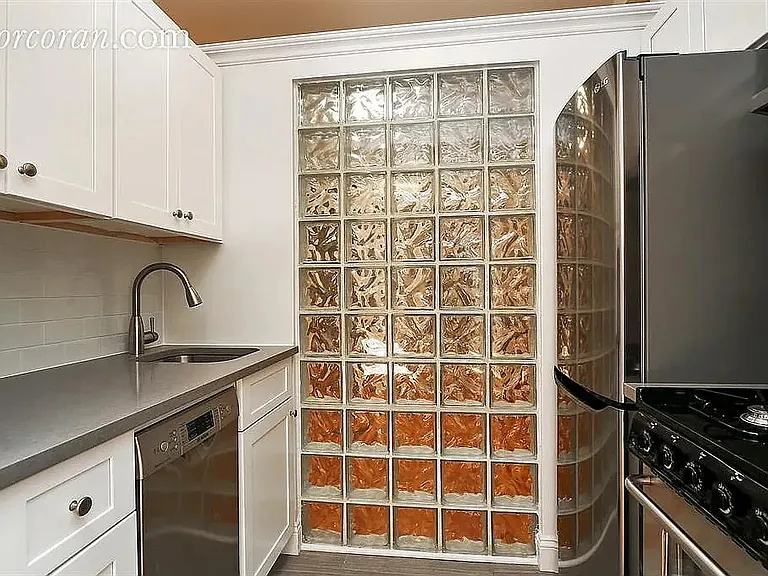 23 W 68th St #1F — Photo 4