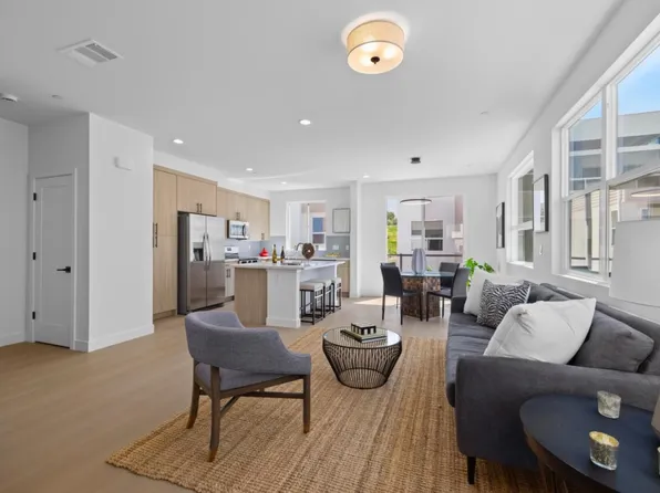 835 Fassler Ave, Pacifica, CA 94044