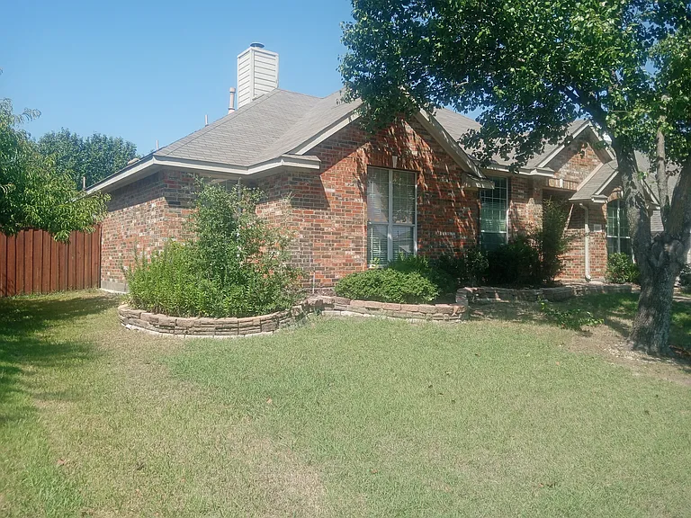 1323 Salinas Dr — Photo 26