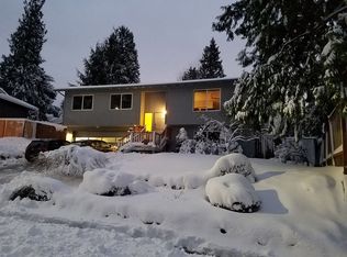 7370 SW Ashdale Dr, Portland, OR 97223