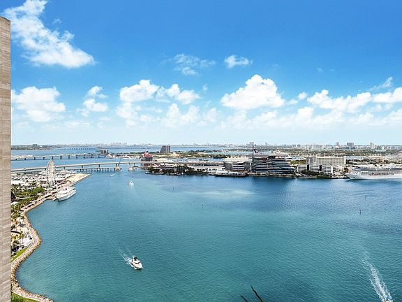 2nd image of 335 Biscayne Blvd #3110