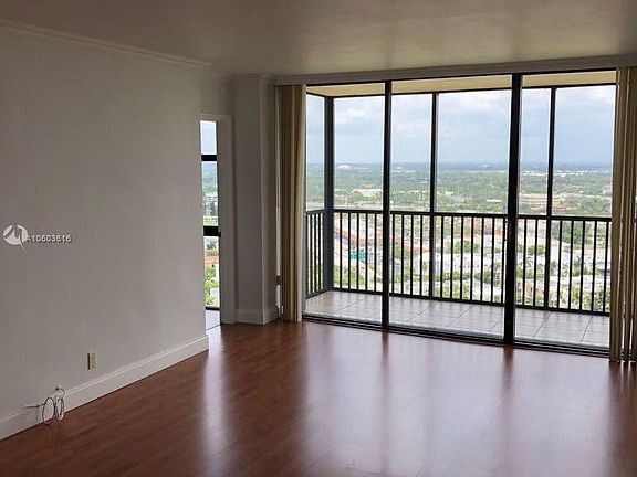 4th image of 20335 N Country Club Dr #2110