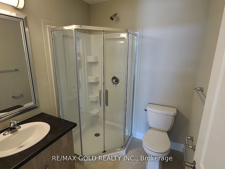 177 Edgevalley Rd #152 — Photo 8