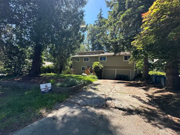 1479 Greenville Dr, Bellingham, WA 98226