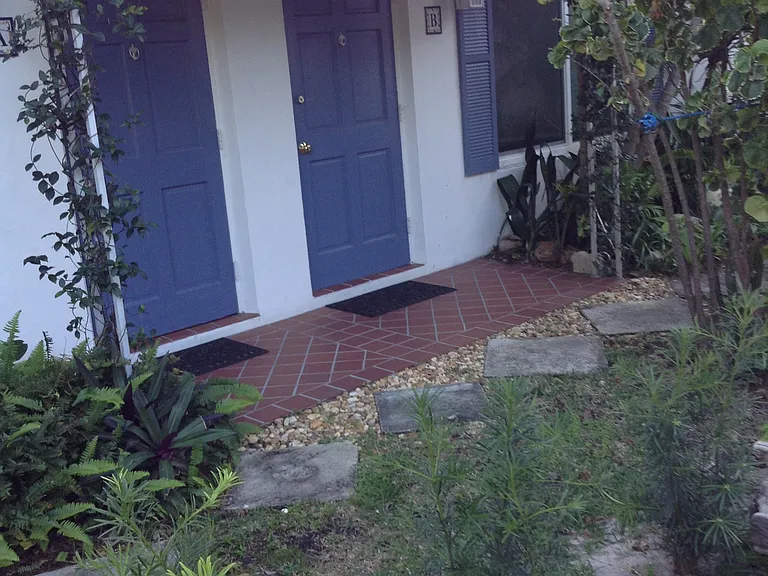 751 Hibiscus Ave #A — Photo 36