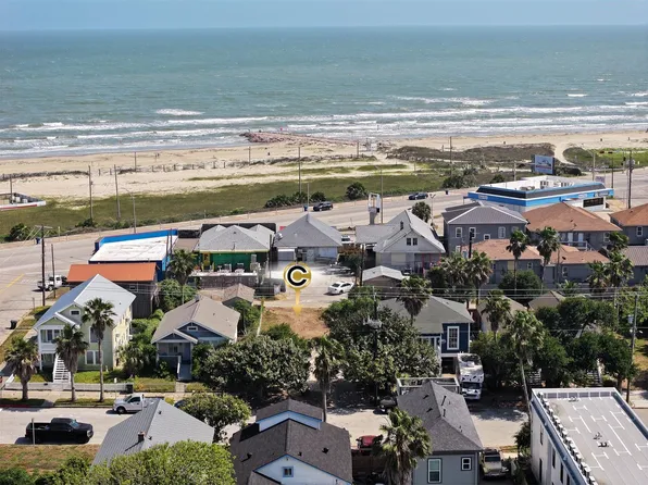 911 Avenue L, Galveston, TX 77550