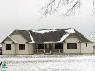 6214 S Wildcat Rd, Croswell, MI 48422