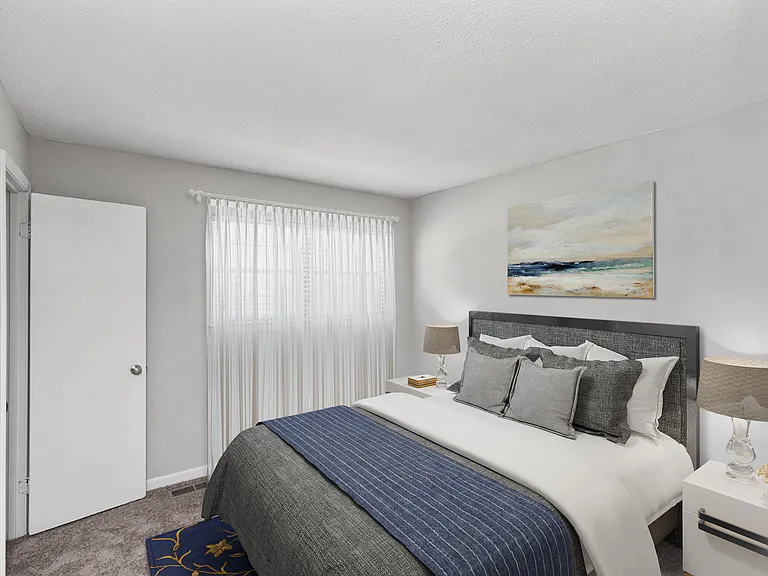 South Square Townhomes — Photo 37