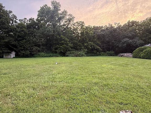 3rd image of Mountain Foot Spur Rd