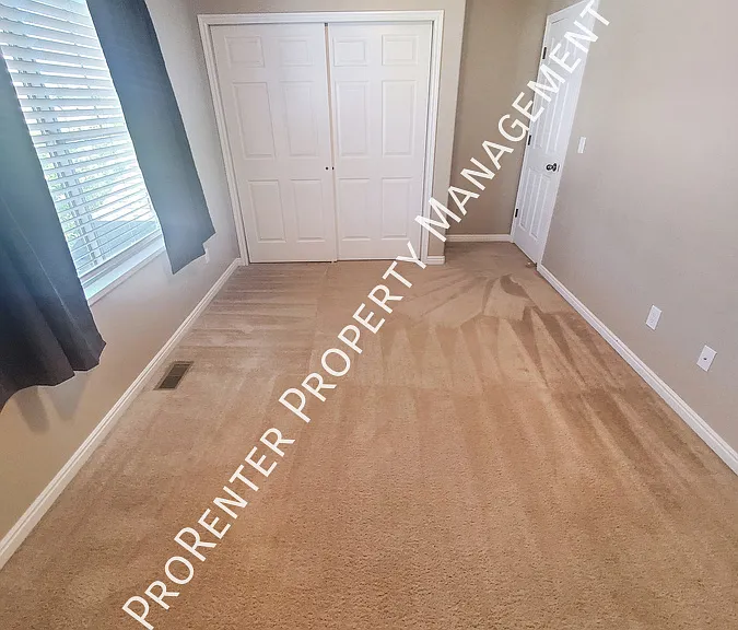 1062 S 1775 W — Photo 21