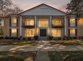 29224 Gloede Dr #150-L1, Warren, MI 48088