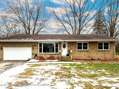 2209 Haslett Rd, East Lansing, MI, 48823