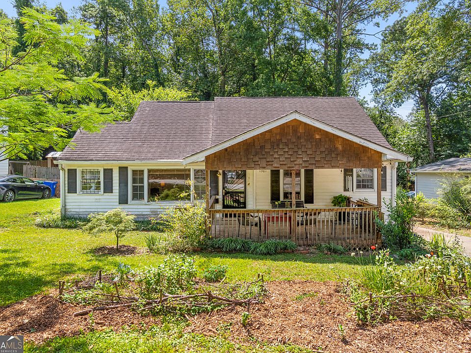 1st image of 1361 Lochland Rd