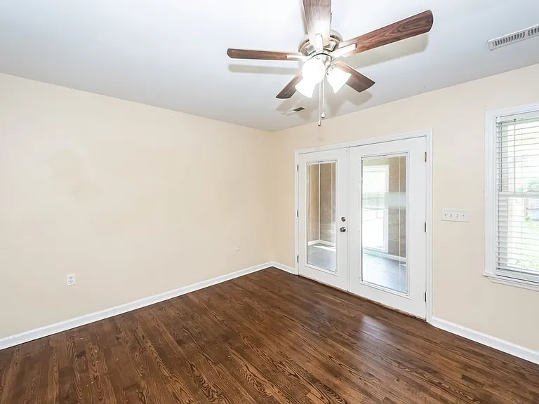 2126 State Rd — Photo 54