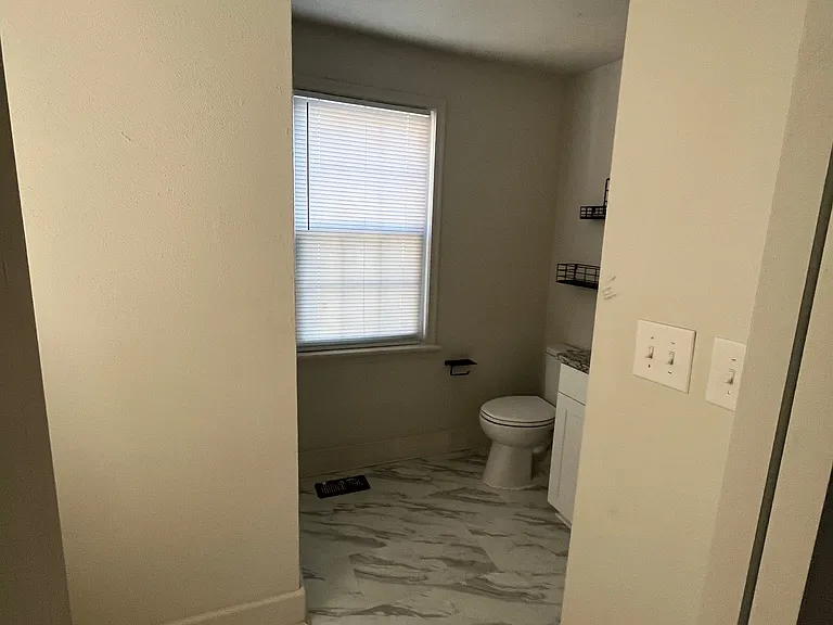 4865 Hampshire Ave — Photo 26