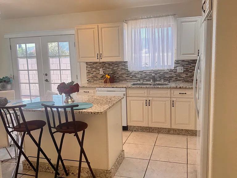 87 N Shadow Brook Pl — Photo 10