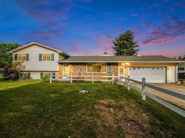 823 W Park Dr, Niles, MI 49120