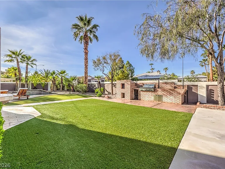 7520 Captains Harbor Dr — Photo 44