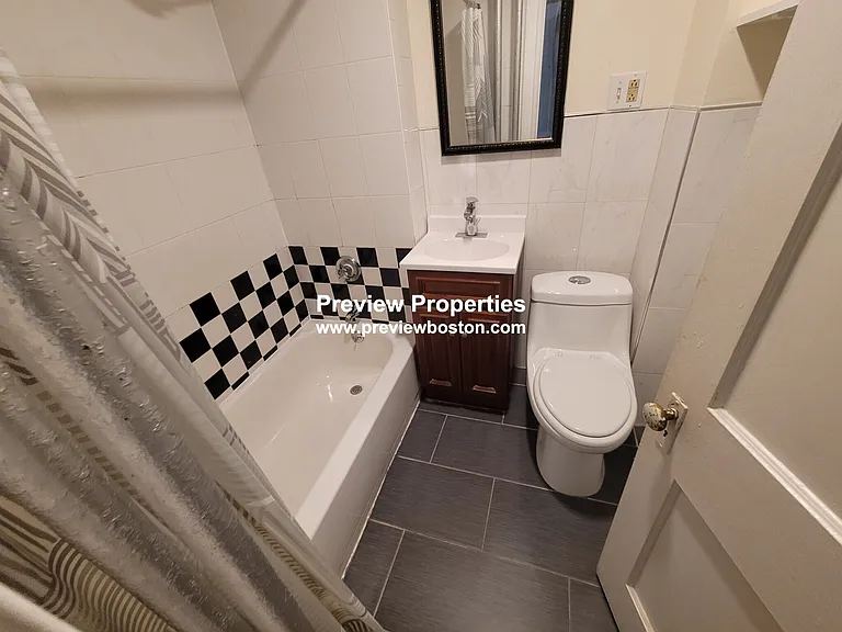 1377A Commonwealth Ave — Photo 15