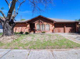 3446 Cheaney Dr, Houston, TX 77066