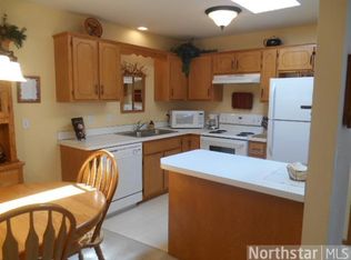 6253 Kahler Dr NE, Albertville, MN 55301