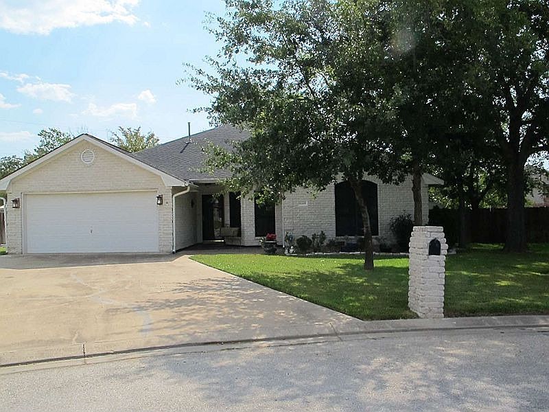 1st image of 6208 Pelham Ct