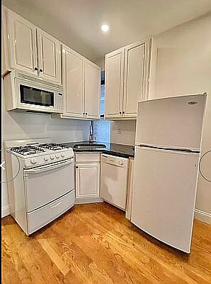 2nd image of 512 E 80th St APT 12